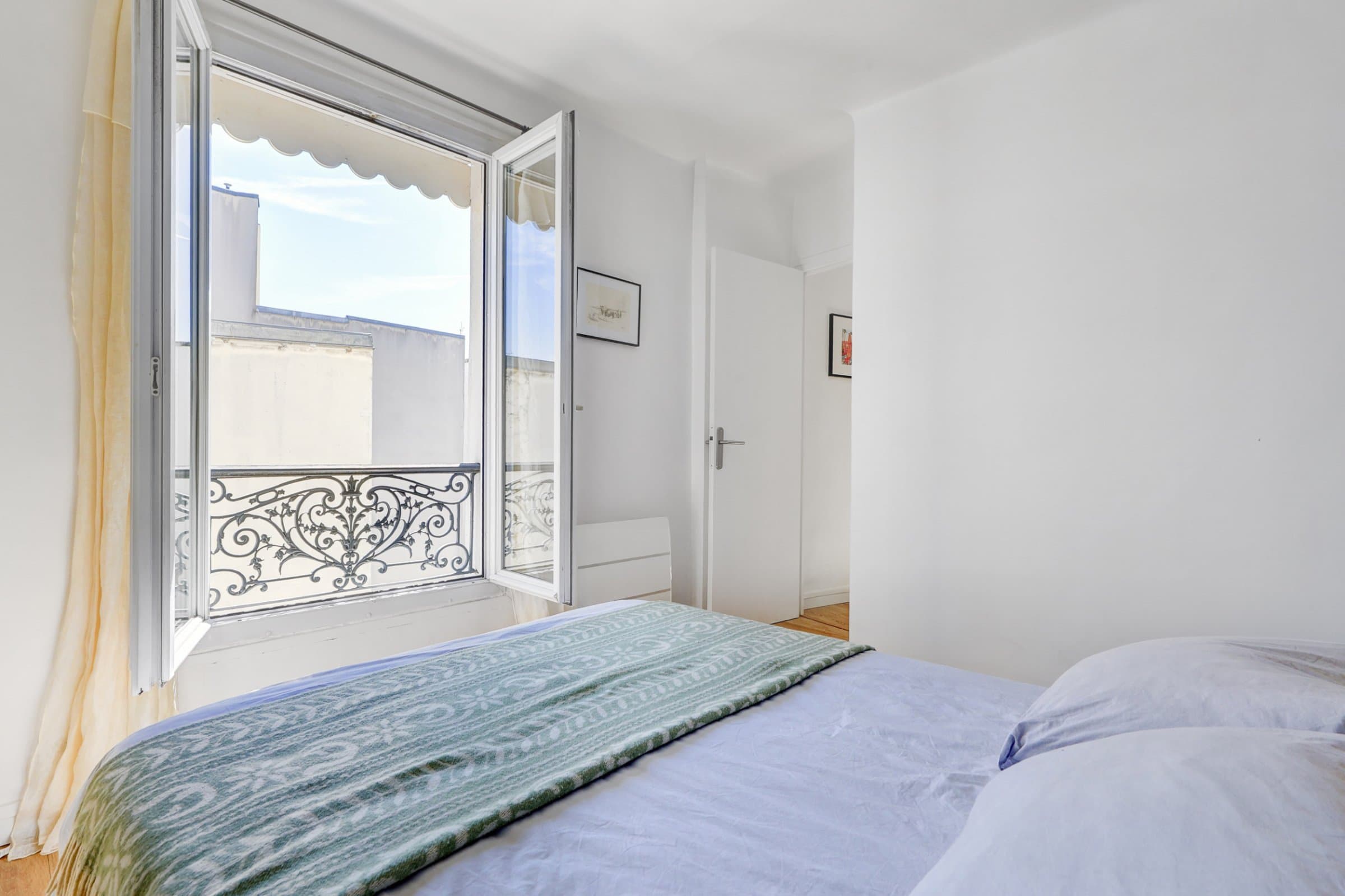 Paris IXᵉ Arrt - Appartement coup de coeur - Idéalement situé au cœur de Pigalle — photo 9